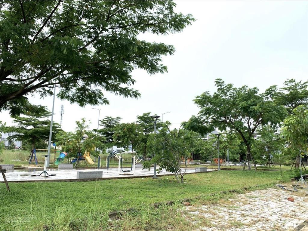 Bán đất đối diện công viên mt hoả sơn 5  chủ thiện chí bán giá 4.9 tỷ  0938 155 ***