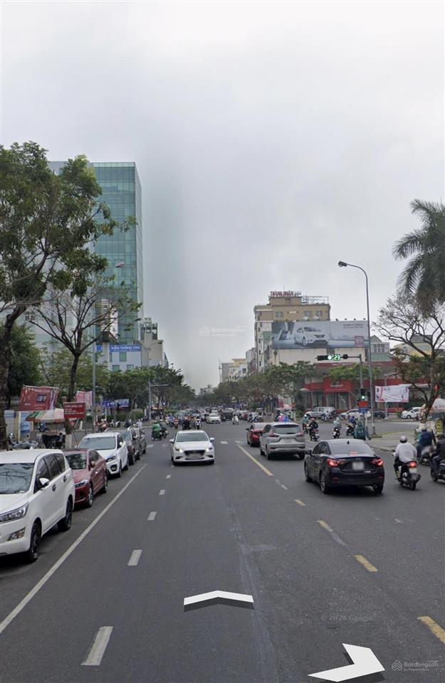 Bán đất 2mt kiệt ô tô 7m, cách hàm nghi 30m  160m2 ngang 9.6m, giá 24.5 tỷ.  0938 155 ***