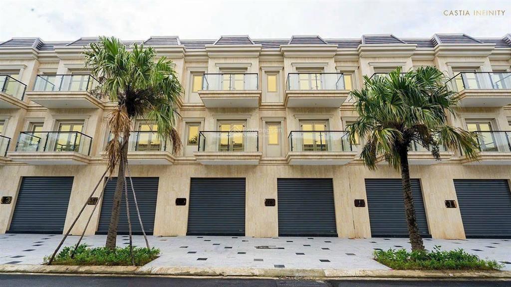 Bán căn shophouse liền kề mt mê linh 141m2/căn đối diện hồ bàu tràm.  0938 155 *** xem nhà