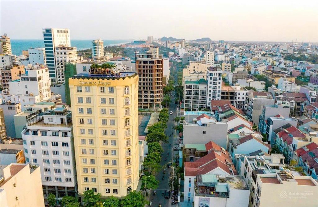 Bán lô đất 2 mt ngô thì sĩ  trục thông biển mỹ khê 174m2  giá 4x tỷ  0938 155 ***