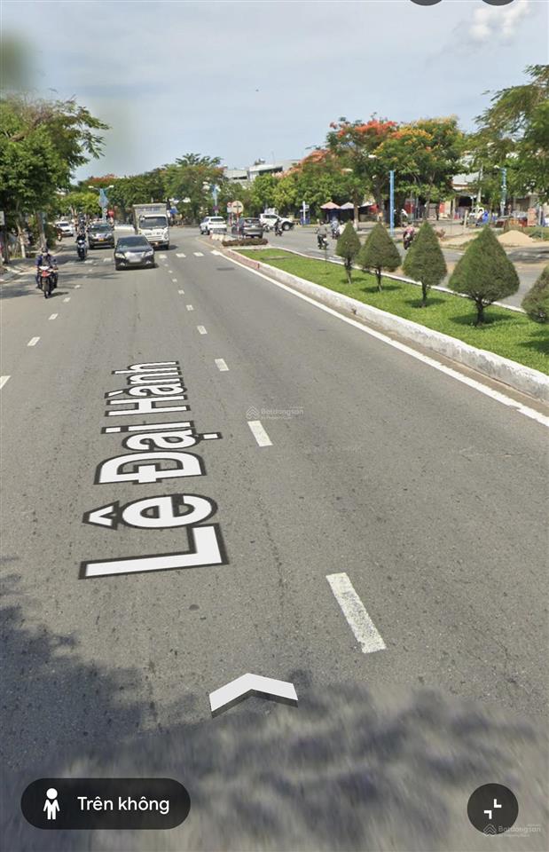 Bán kho mt lê đại hành  không vướng đường bay  200m2 ngang 10m giá 18 tỷ   0938 155 ***