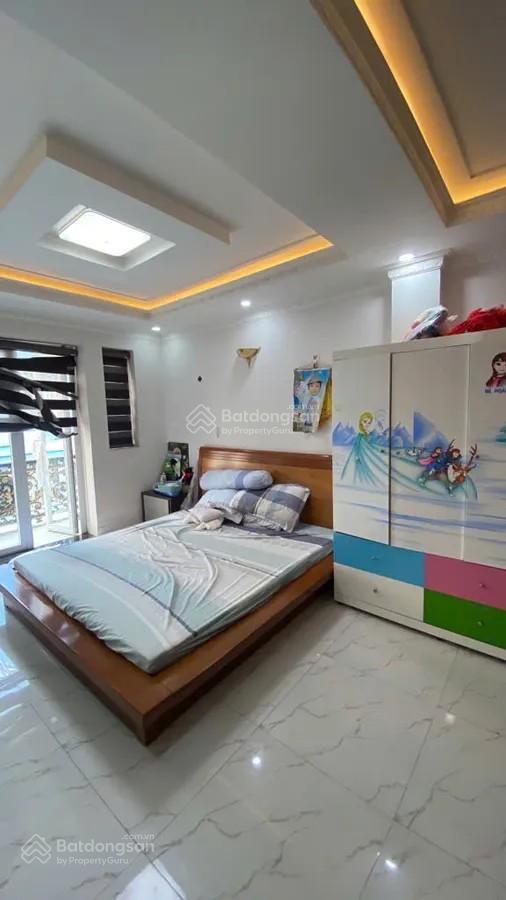 Xuất cảnh bán gấp  bán nhà nguyễn thái bình 81m² 5 tầng  24 tỷ