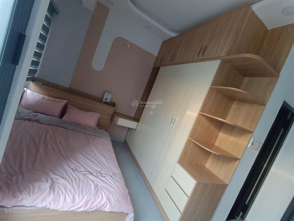 3,89. bớt nhẹ
+dt 4x8 ...sd #67m *2pn, 2wc ,sổ hoàn công vuông vức