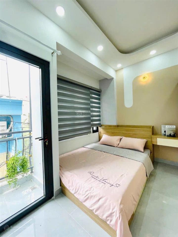 3,89. bớt nhẹ
+dt 4x8 ...sd #67m *2pn, 2wc ,sổ hoàn công vuông vức