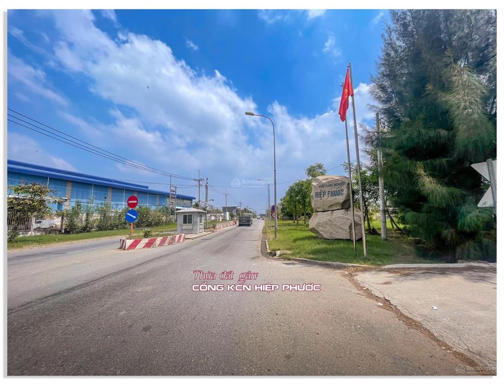 Chỉ 10 triệu/m2, đất diện tích lớn 18x83m (1.501m2), gần cổng khu công nghiệp hiệp phước