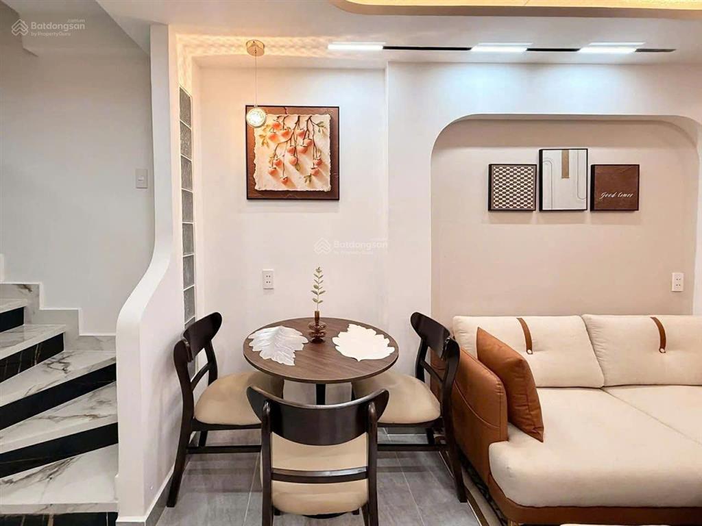 6.379 tỷ  trần văn kỷ,quận bình thạnh  diện tích 41m2  3 tầng xe hơi 4 chỗ tới cửa.