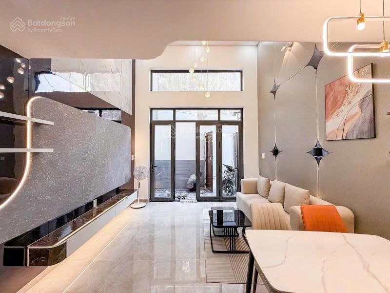 6.379 tỷ  trần văn kỷ,quận bình thạnh  diện tích 41m2  3 tầng xe hơi 4 chỗ tới cửa.