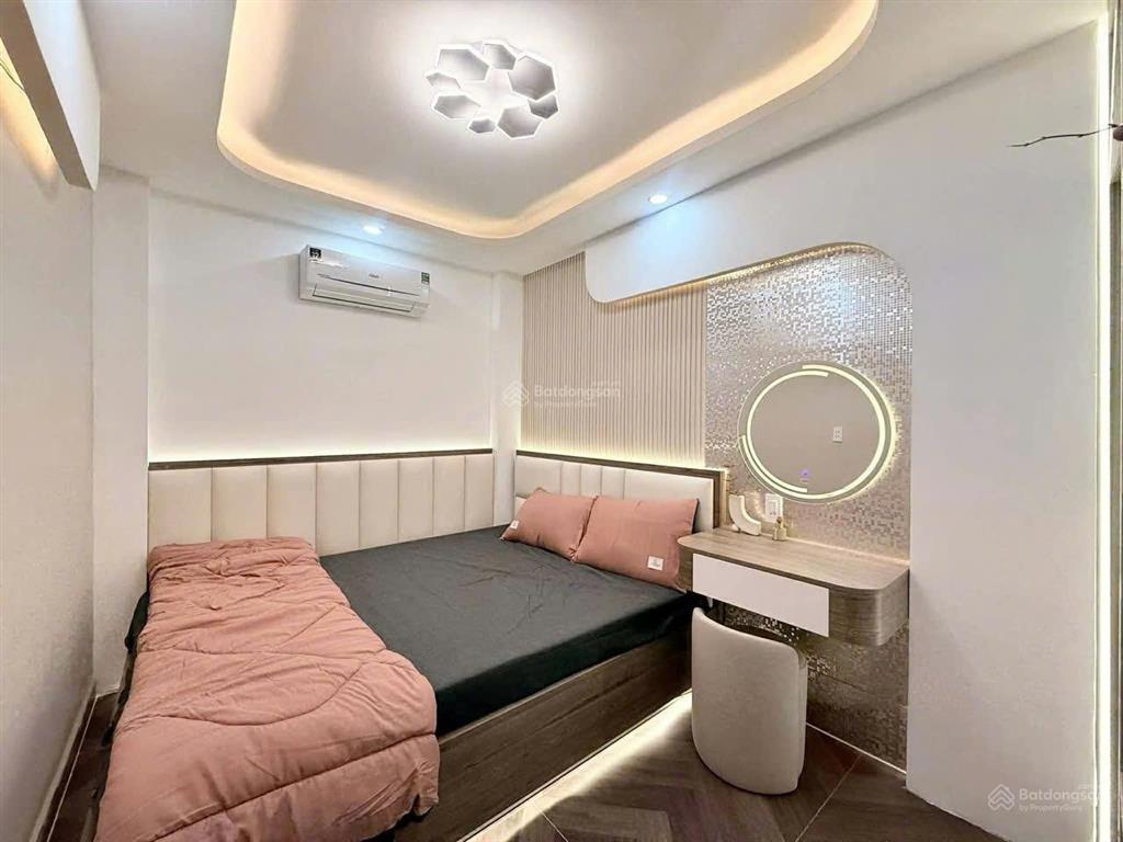 6.379 tỷ  trần văn kỷ,quận bình thạnh  diện tích 41m2  3 tầng xe hơi 4 chỗ tới cửa.