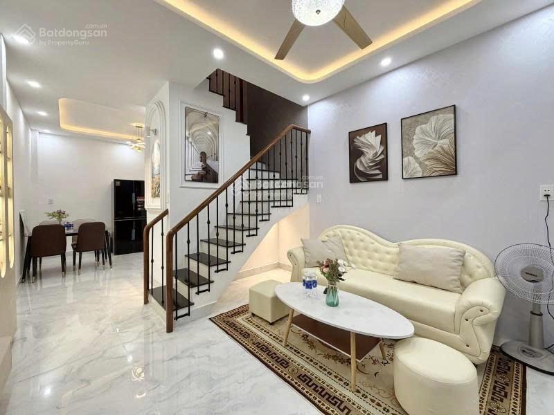 Ngay nguyễn văn đậu  cạnh đh văn lang 31m2  3 tầng  3 pn / sân thượng  full nội thất  5.98 tỷ