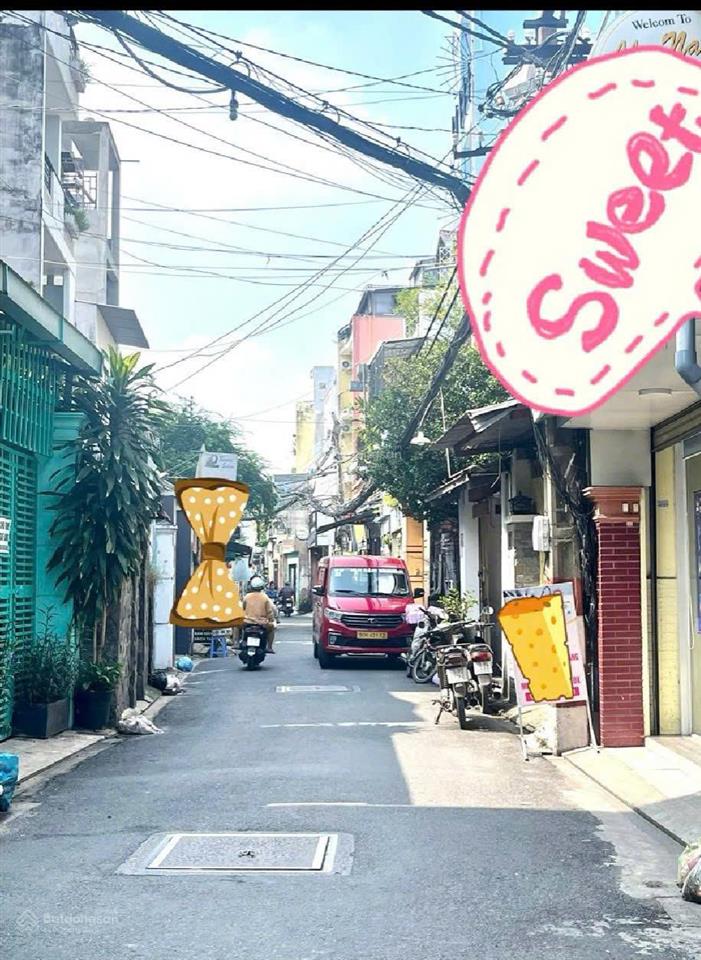 Bán gấp nhà đẹp hẻm 2 sẹc cách mạng tháng 8, tân bình  6,2 tỷ  vị trí gần sân bay thuận tiện