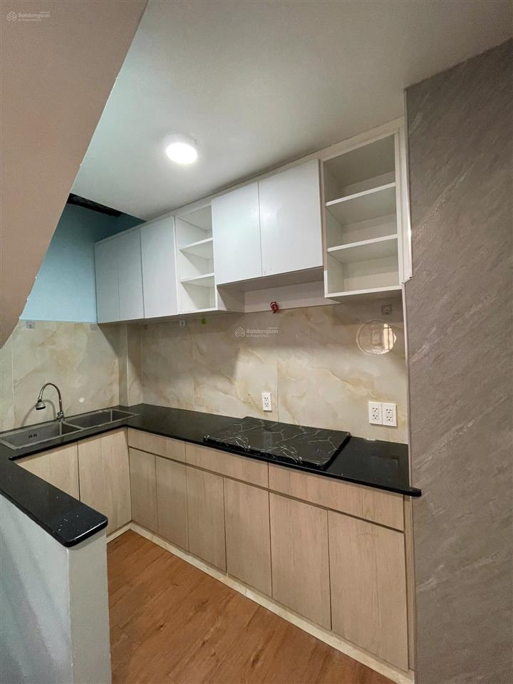 Cần bán nhà xô viết nghệ tĩnh  gần quận 1  hẻm ôtô  5 tầng  view landmark 81  6,8 tỷ