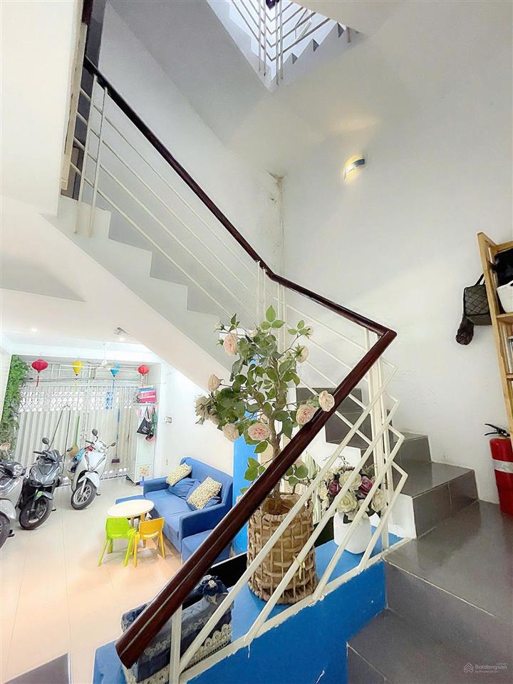 Bán gấp nhà đẹp hẻm 2 sẹc cách mạng tháng 8, tân bình 6,2 tỷ