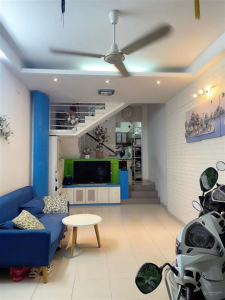 Bán gấp nhà đẹp hẻm 2 sẹc cách mạng tháng 8, tân bình 6,2 tỷ