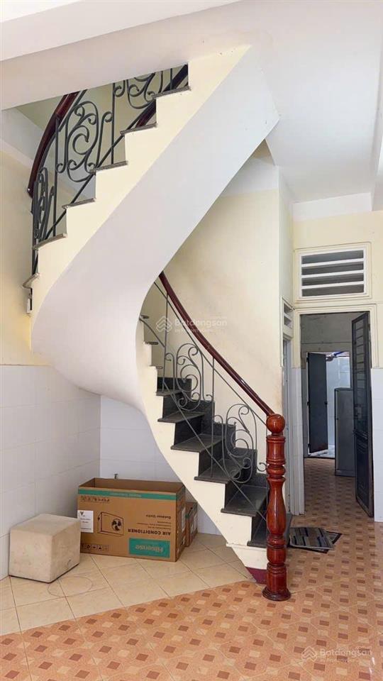 Nguyễn đình chiểu, phường bàn cờ, quận 3  3 x 11 2 tầng 2pn 2wc 7,9 tỷ.