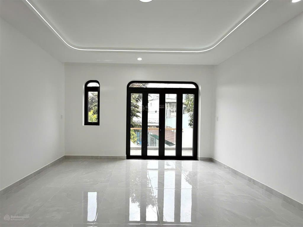 Nguyễn thiện thuật, bình thạnh  66m² (4.5x14)  2 tầng mới  3 pn  đường trước nhà 8m  7.5 tỷ.