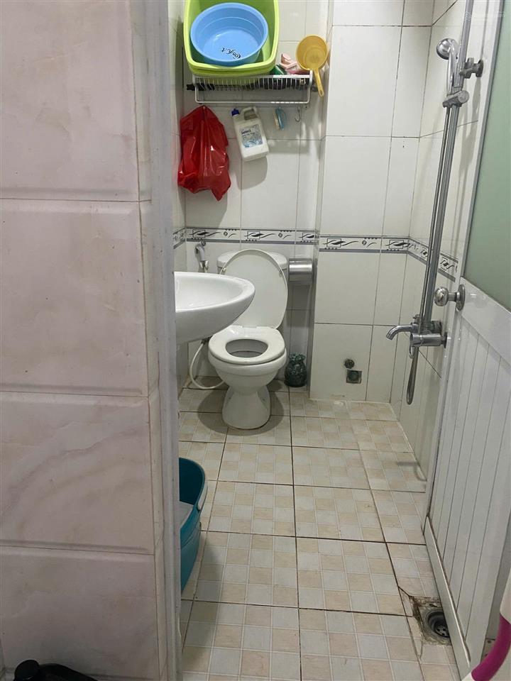 Nhà hẻm xe hơi  ngay sát vạn phúc city  giá chỉ 8 tỷ