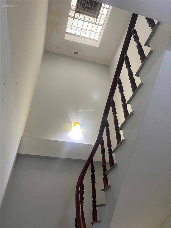 Nhà hẻm xe hơi  ngay sát vạn phúc city  giá chỉ 8 tỷ
