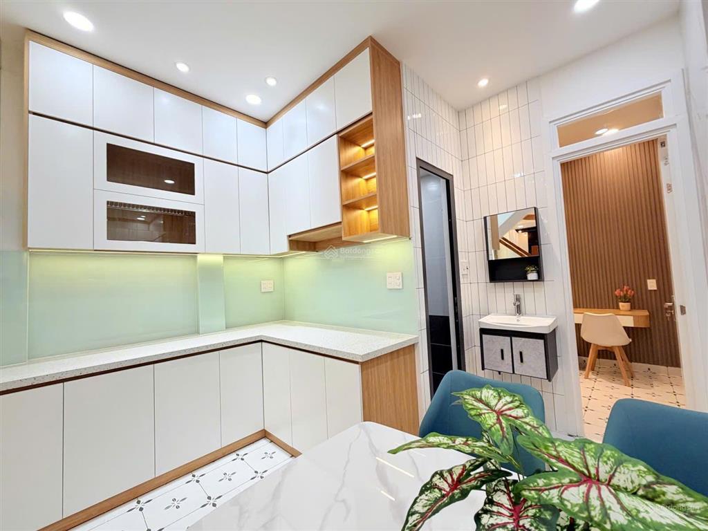 Giảm giá ngay 800 triệu  phan văn trị  bình thạnh  5,98 tỷ  full nội thất y hình