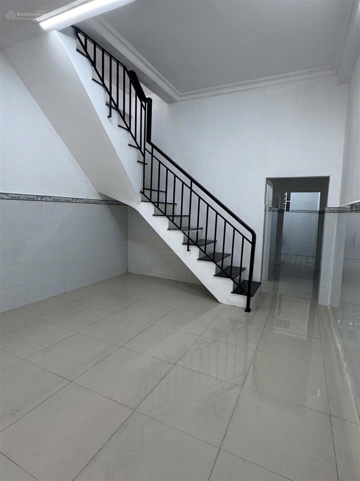 Bán nhà đường số 4 hiệp bình phước thủ đức, 43m2, 2 lầu, 2pn, 4.6 tỷ.