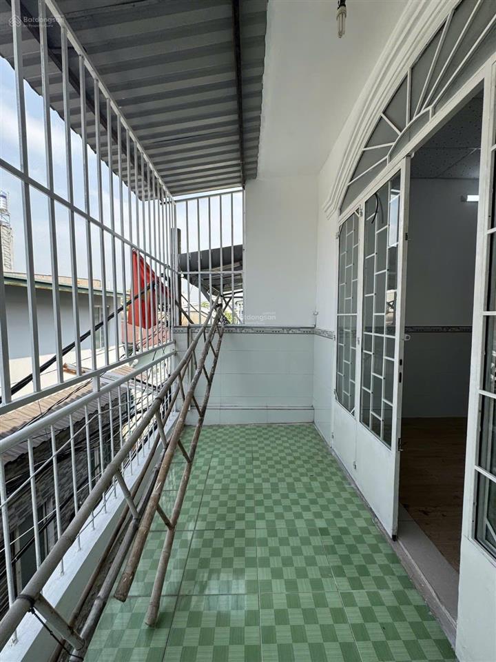 Bán nhà đường số 4 hiệp bình phước thủ đức, 43m2, 2 lầu, 2pn, 4.6 tỷ.