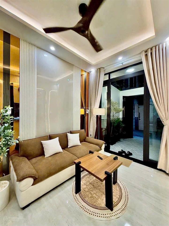 Nhà đẹp ở ngay nguyễn kiệm, p. đức nhuận, phú nhuận  41m 3 tầng 4pn 5wc 6.89 tỷ