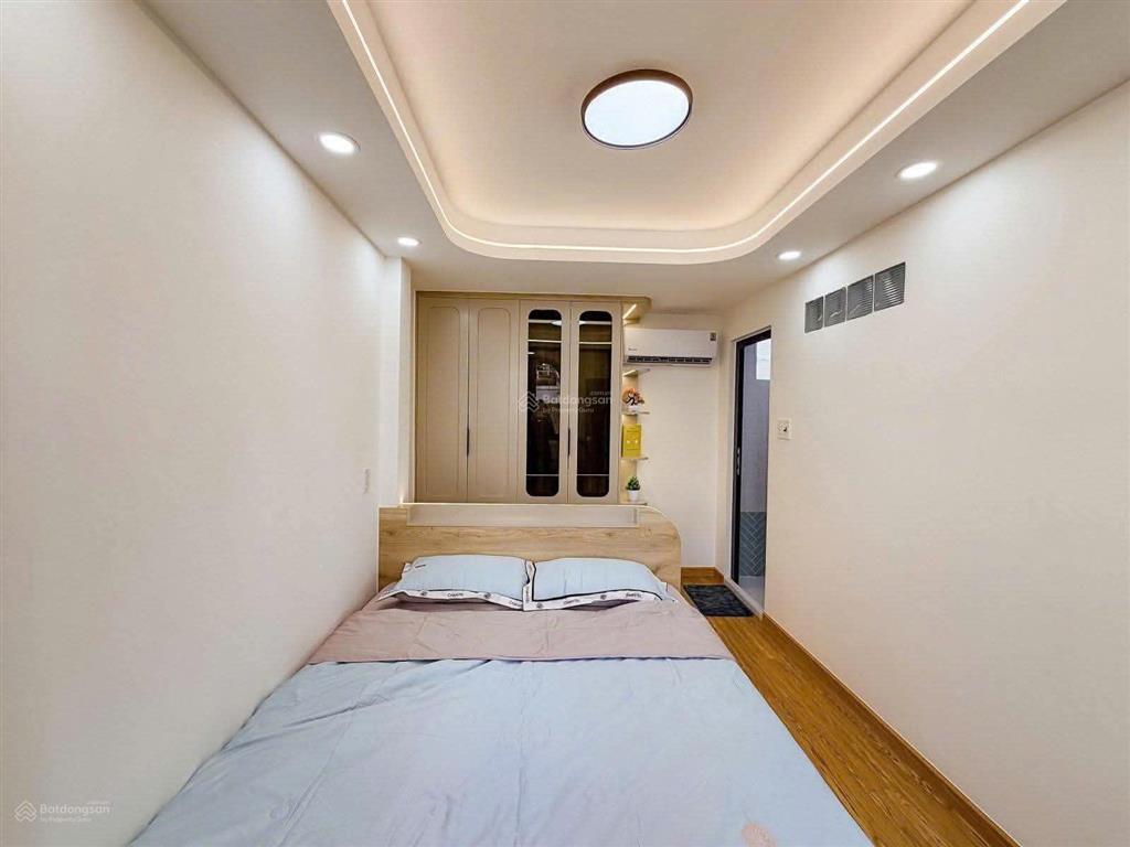Sát mặt tiền  trần bình trọng, bình thạnh  nhà đẹp 5 tầng  3pn 4wc  5.95 tỷ
