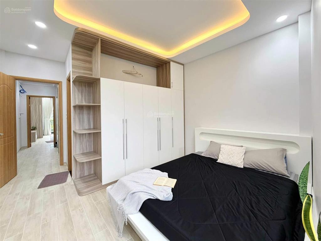 Bán nhà hiệp bình  thủ đức, 57m2 , 5 tầng, có thang máy, 2 mặt hẻm oto, 8,5 tỷ, full nôi thất