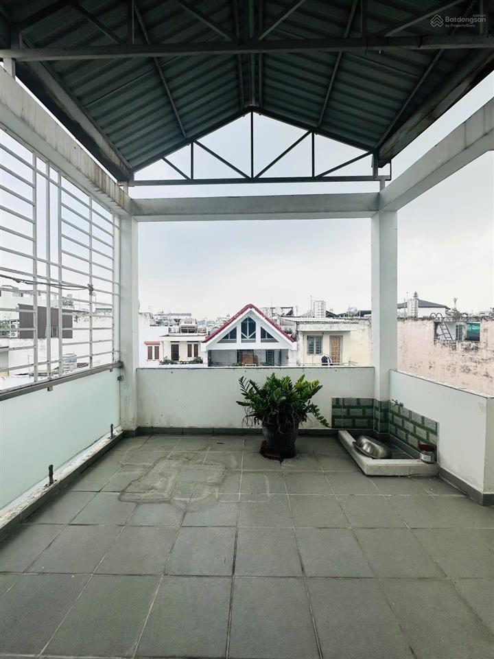 Sát phan xích long  nhà 5 tầng, 3pn  nở hậu đẹp  chỉ 5,75 tỷ!