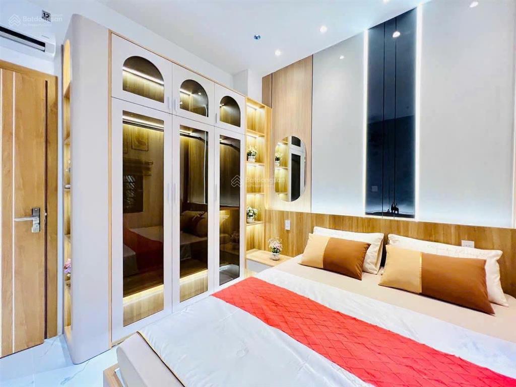 Nhà đẹp gò vấp ngay công viên làng hoa full nội thất cao cấp chỉ 4,3 tỷ!
