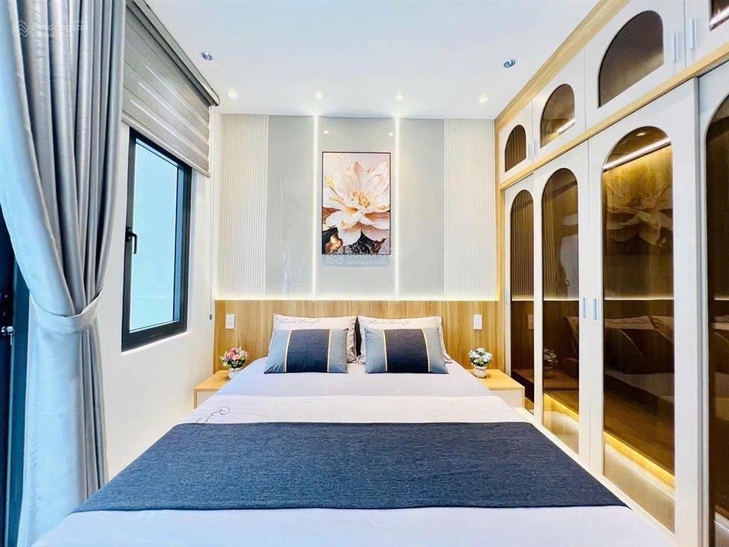 Nhà đẹp gò vấp ngay công viên làng hoa full nội thất cao cấp chỉ 4,3 tỷ!