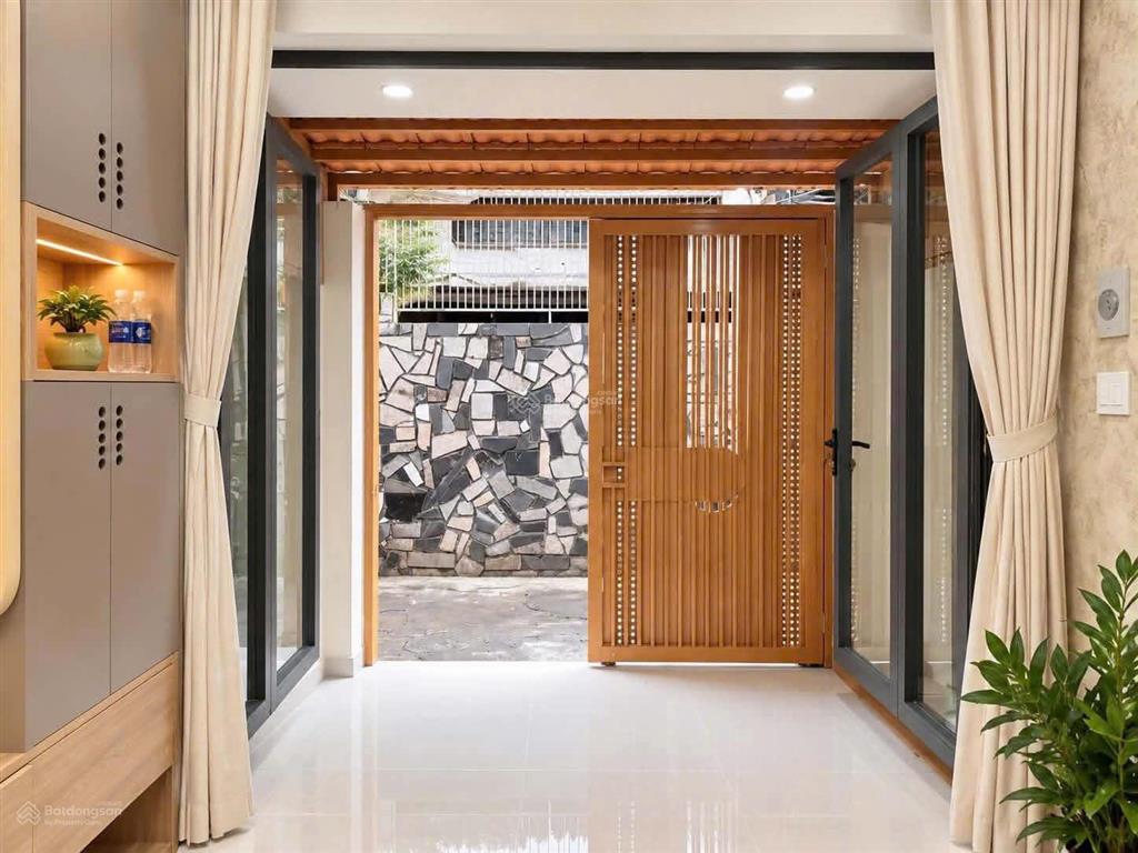 Nhà đẹp như tranh full nội thất trung tâm bình thạnh chỉ 5,45 tỷ!