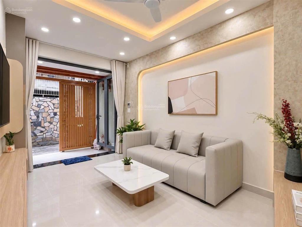 Nhà đẹp như tranh full nội thất trung tâm bình thạnh chỉ 5,45 tỷ!
