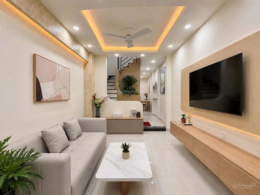Nhà đẹp như tranh full nội thất trung tâm bình thạnh chỉ 5,45 tỷ!