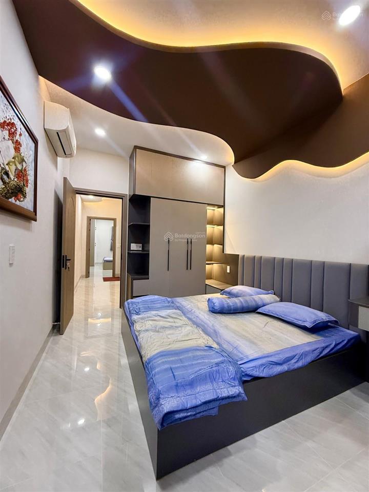Nhà mặt tiền  phùng văn cung, phú nhuận 10.9 tỷ  39m2
