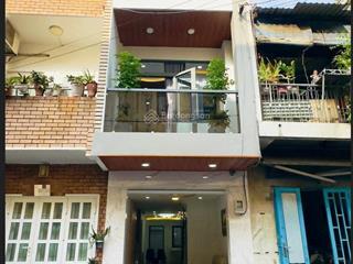 Nhà mặt tiền  phùng văn cung, phú nhuận 10.9 tỷ  39m2