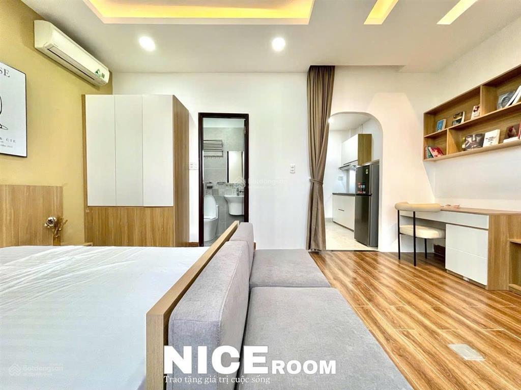Căn hộ 1pn tách bếp, ban công view bờ kè nguyễn bỉnh khiêm q1