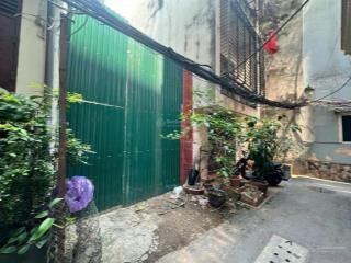 Đất đẹp đống đa 55m2  ngõ rộng  giá chỉ 150triệu/ m2. sổ đỏ vuông như bánh chưng