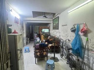 Bán đất tặng nhà 2 tầng, trường chinh ô tô đỗ cửa, đống đa 49m2 giá 15,5 tỷ.