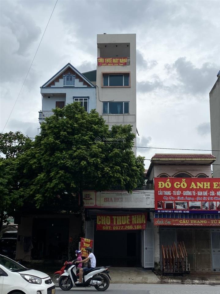 Trống phòng 701 nhà 140 phố thú y, hoài đức, khép kín, thang máy 2.9 triệu.
