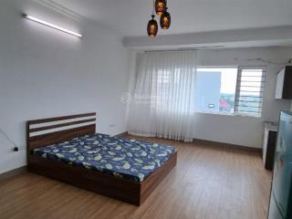 Trống phòng 701 nhà 140 phố thú y, hoài đức, khép kín, thang máy 2.9 triệu.