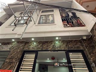 Hiếm toà căn hộ dịch vụ cầu giấy  lô góc. dt 90m2*7 thang máy*mt 6m22 phòng doanh thu 1,3 tỷ/năm