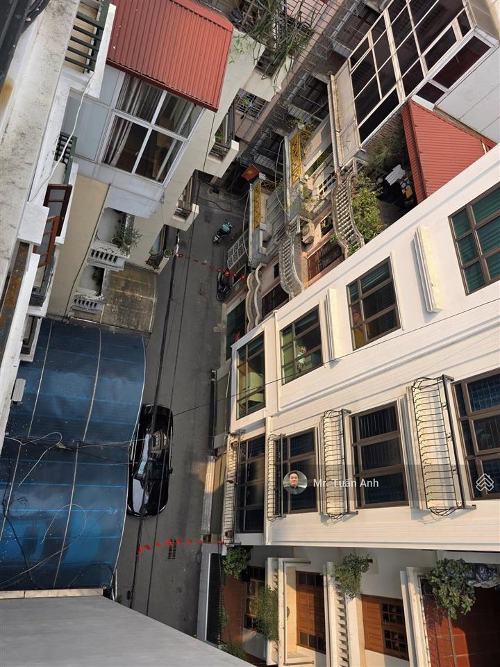Cực hiếm chỉ 32 tỷ có nhà phân lô 6 tầng, dt 108m2, gara 2 ô tô, 2 thoáng tại mạc thái tổ,cầu giấy