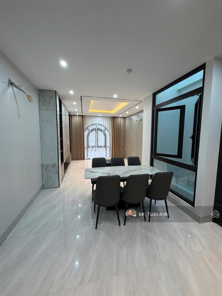 [chính chủ]bán nhà phân lô trung hoà, cầu giấy. dt 71m*7 tầng thang máy*4.7m mt. ô tô tránh.31,5 tỷ