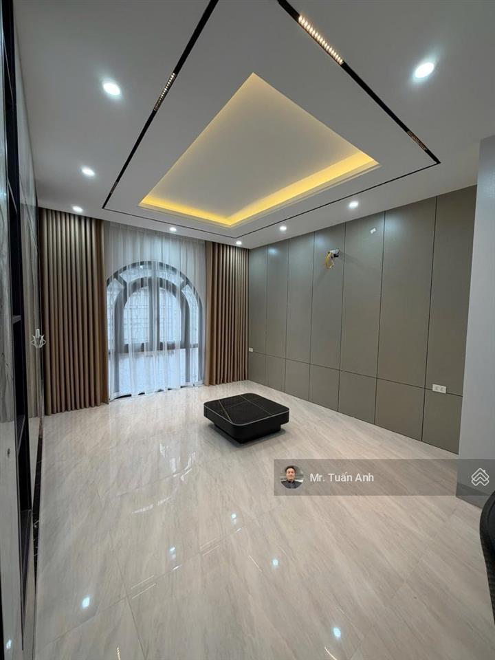 [chính chủ]bán nhà phân lô trung hoà, cầu giấy. dt 71m*7 tầng thang máy*4.7m mt. ô tô tránh.31,5 tỷ