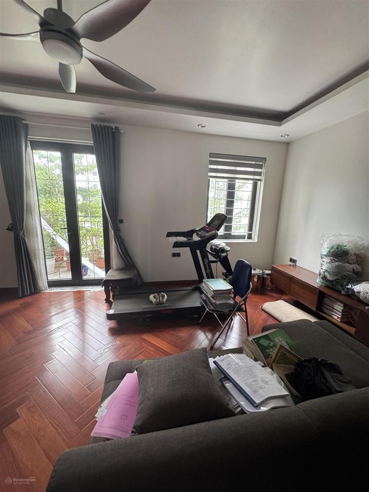 Bán nhà mặt phố trần xuân soạn, dtmb 175m2, mặt tiền 6m, 5 tầng. giá 100 tỷ, 1 mặt phố + 1 mặt ngõ.