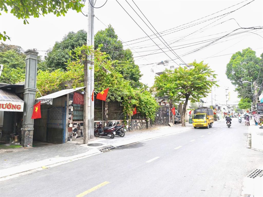 Bán đất mặt tiền đường nguyễn tuyển, quận 2 (cũ) tp.hcm