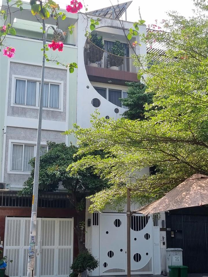 Bán nhà mặt phố tại nguyễn thị định, 19.5 tỷ, 60m2, giá ưu đãi