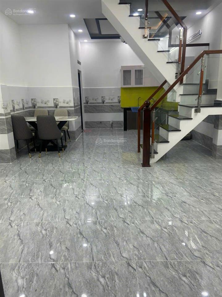 Khang hiếm! nhà góc 2 mặt tiền hẻm 4m đường nguyễn biểu quận 5. dt 36m2 (2 tầng). giá 6,3 tỷ