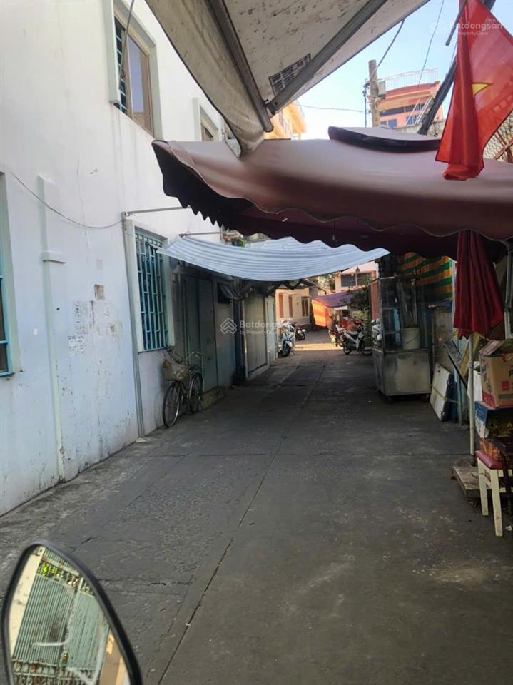 Khang hiếm! nhà góc 2 mặt tiền hẻm 4m đường nguyễn biểu quận 5. dt 36m2 (2 tầng). giá 6,3 tỷ