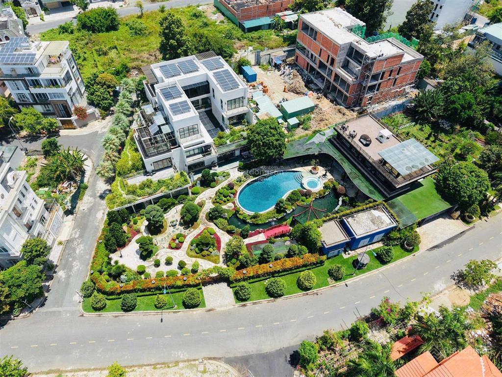 Bán đất biệt thự kdc huy hoàng  trung tâm hành chính quận 2, diện tích 15 x 19m. giá 58 tỷ